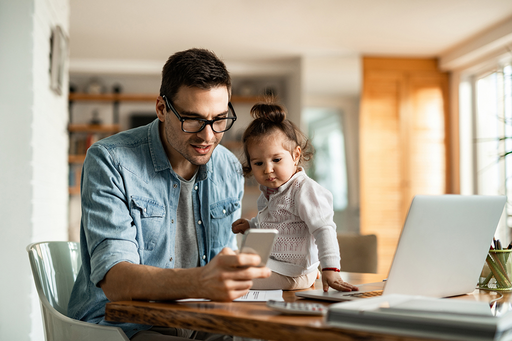 Residential Electrical Problems: 6 Reasons To Call An Emergency Electrician | Wilmington, NC