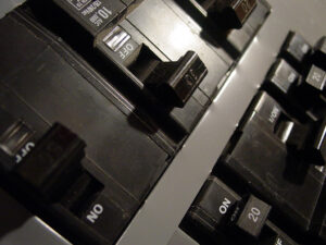 Different Circuit Breakers An Electrician Can Use For Your Home’s Electrical System