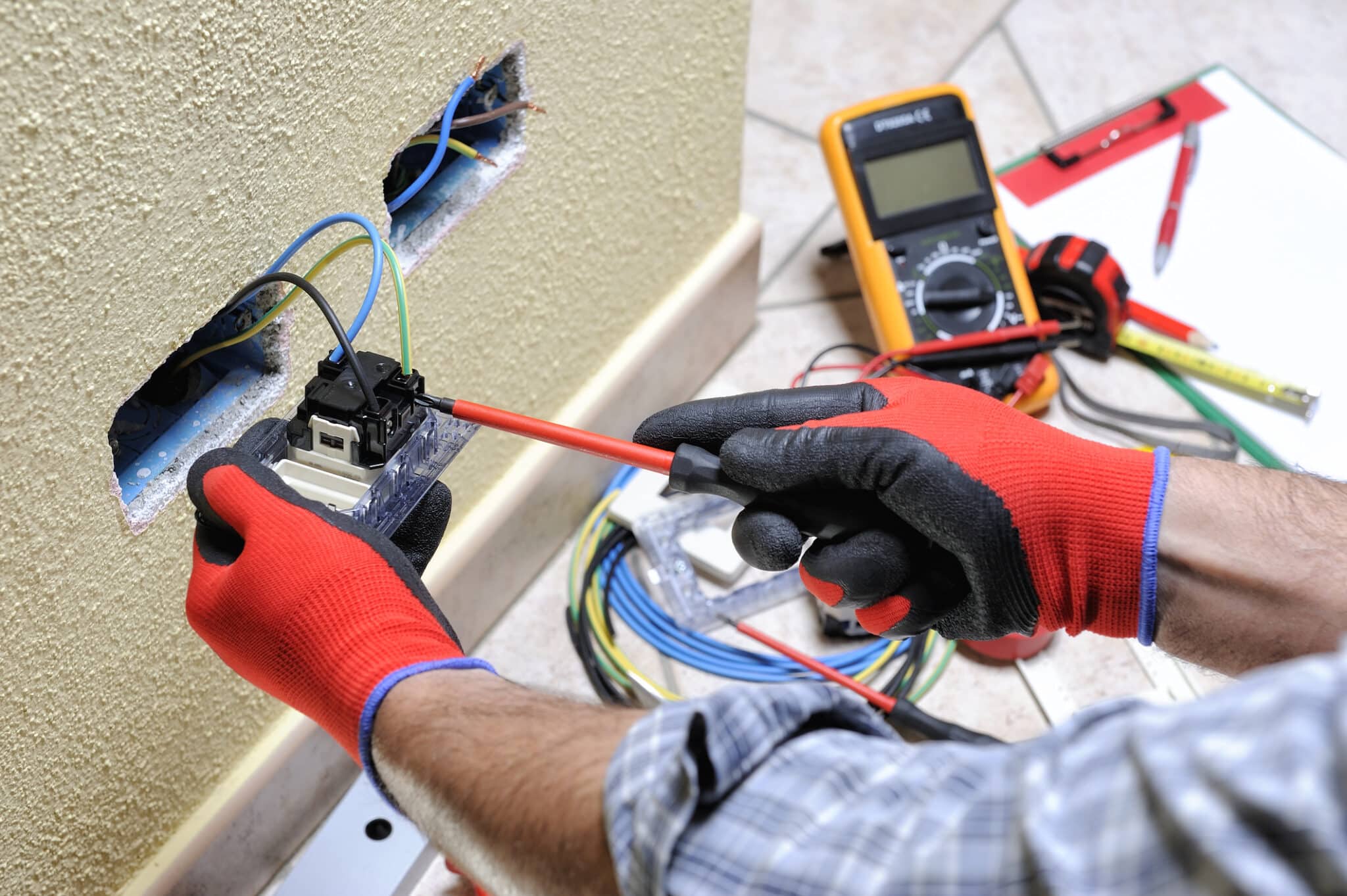Technician Electrical Maintenance.