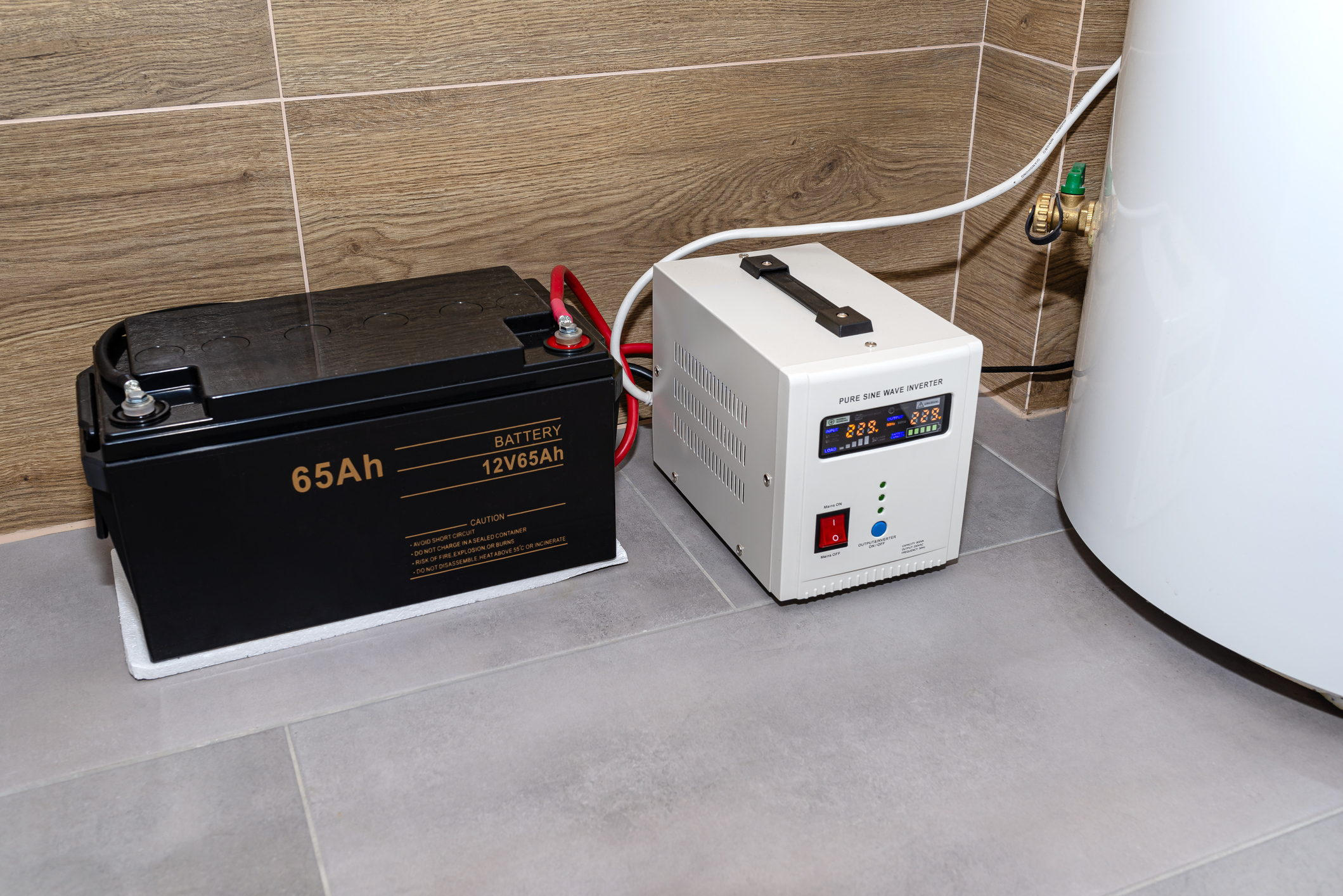 Backup power options deep cycle battery.