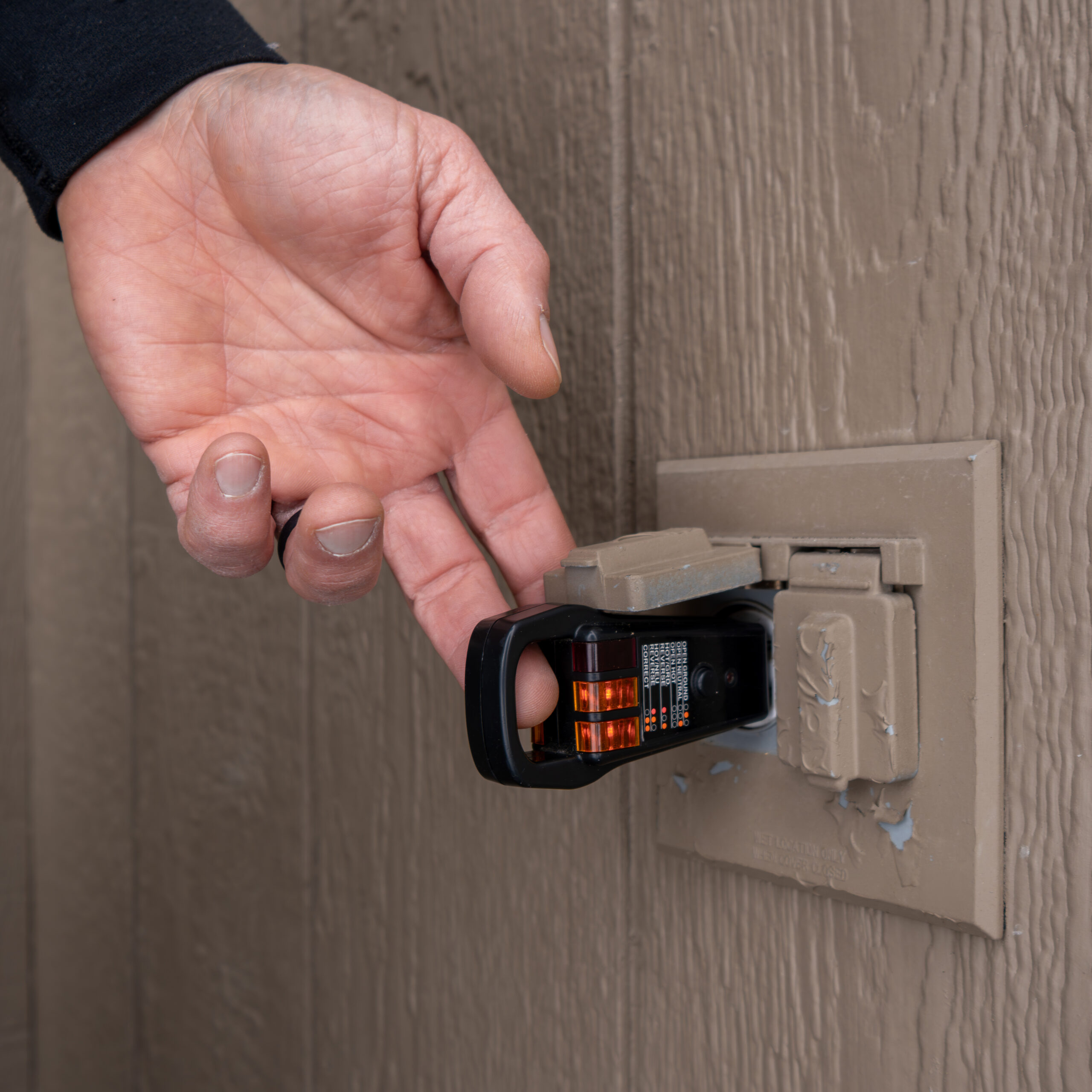 Home inspector outlet test, Residential Electrical Mapping.